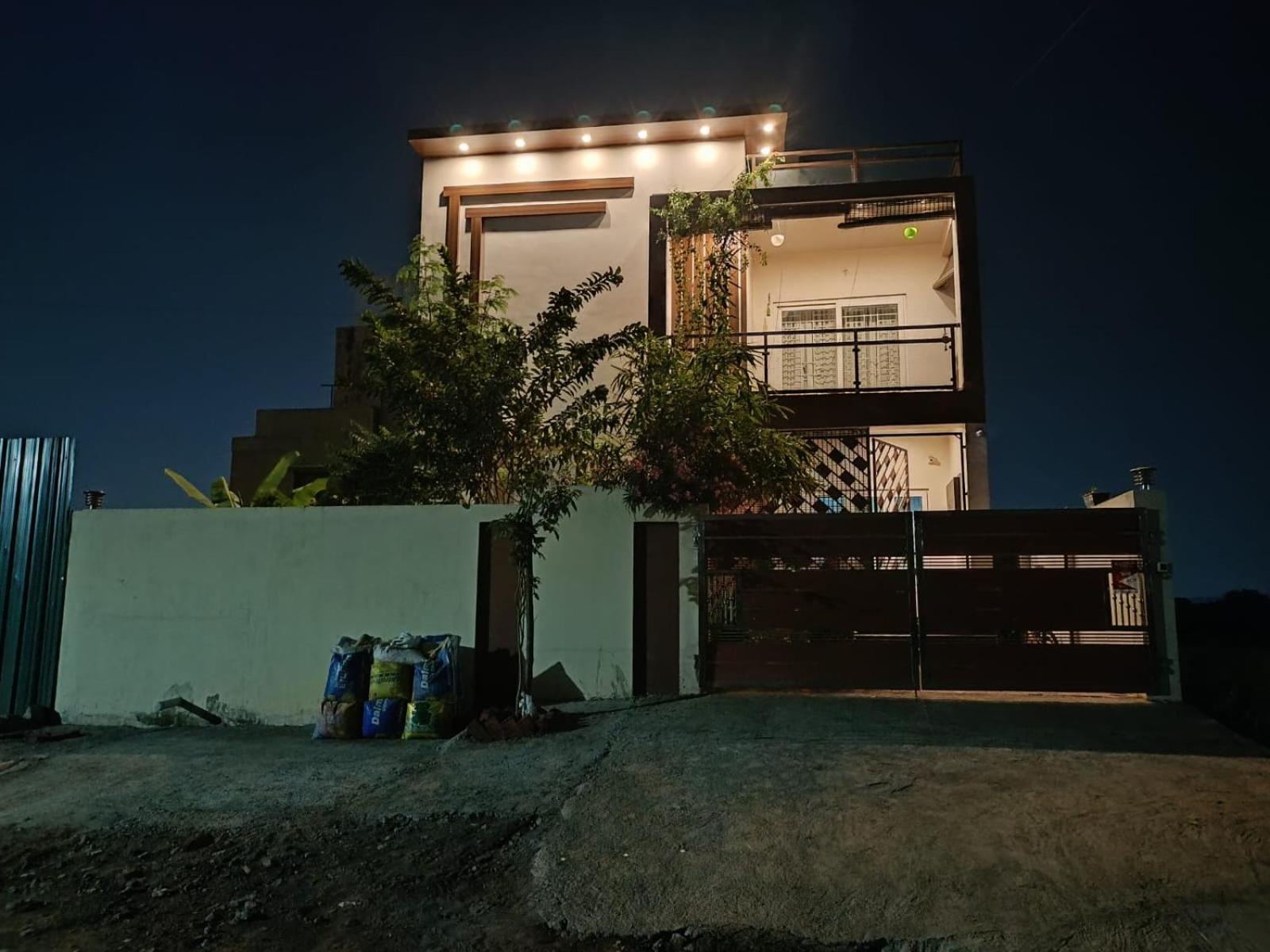Ezhilagam Stays Chennai Exterior foto